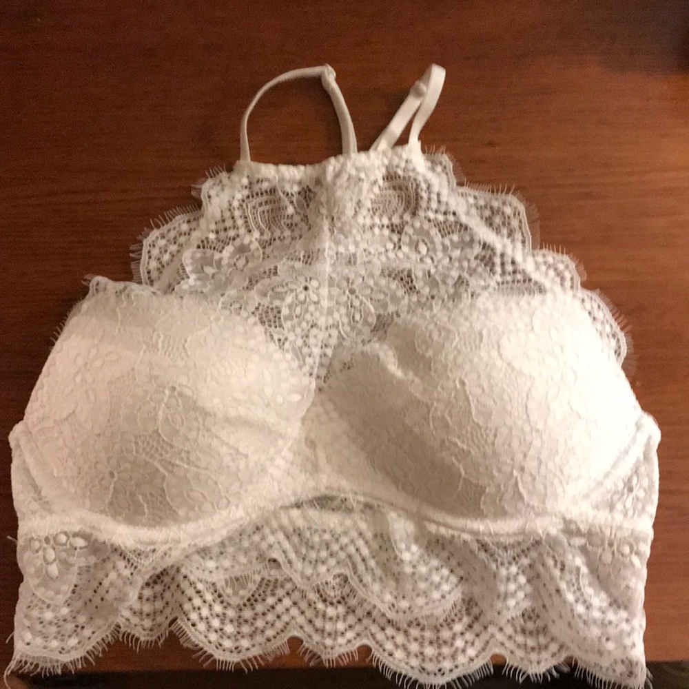 VS Pink white lace racer back bra. Size Small.